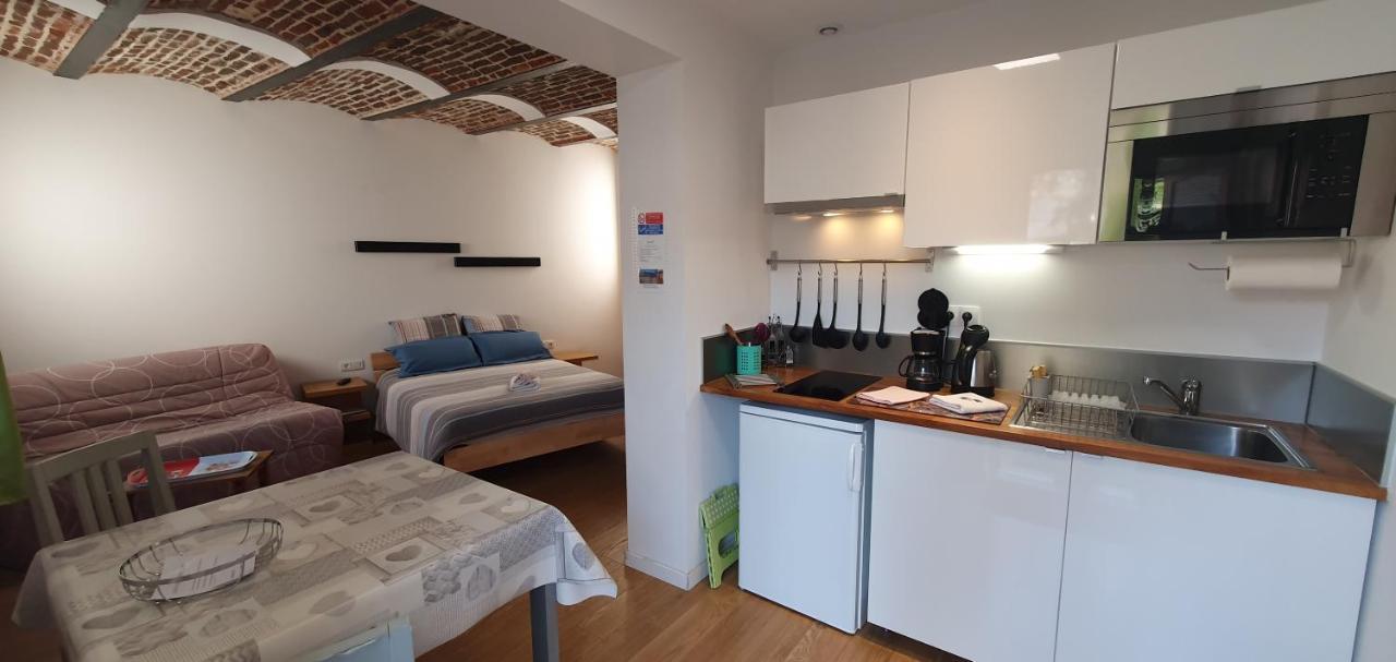 Au Petivall Studio Achicourt 外观 照片